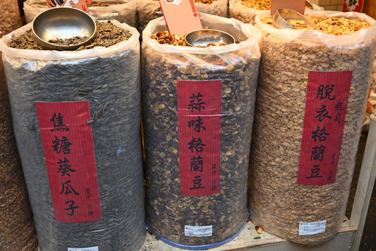 人山人海的年貨大街