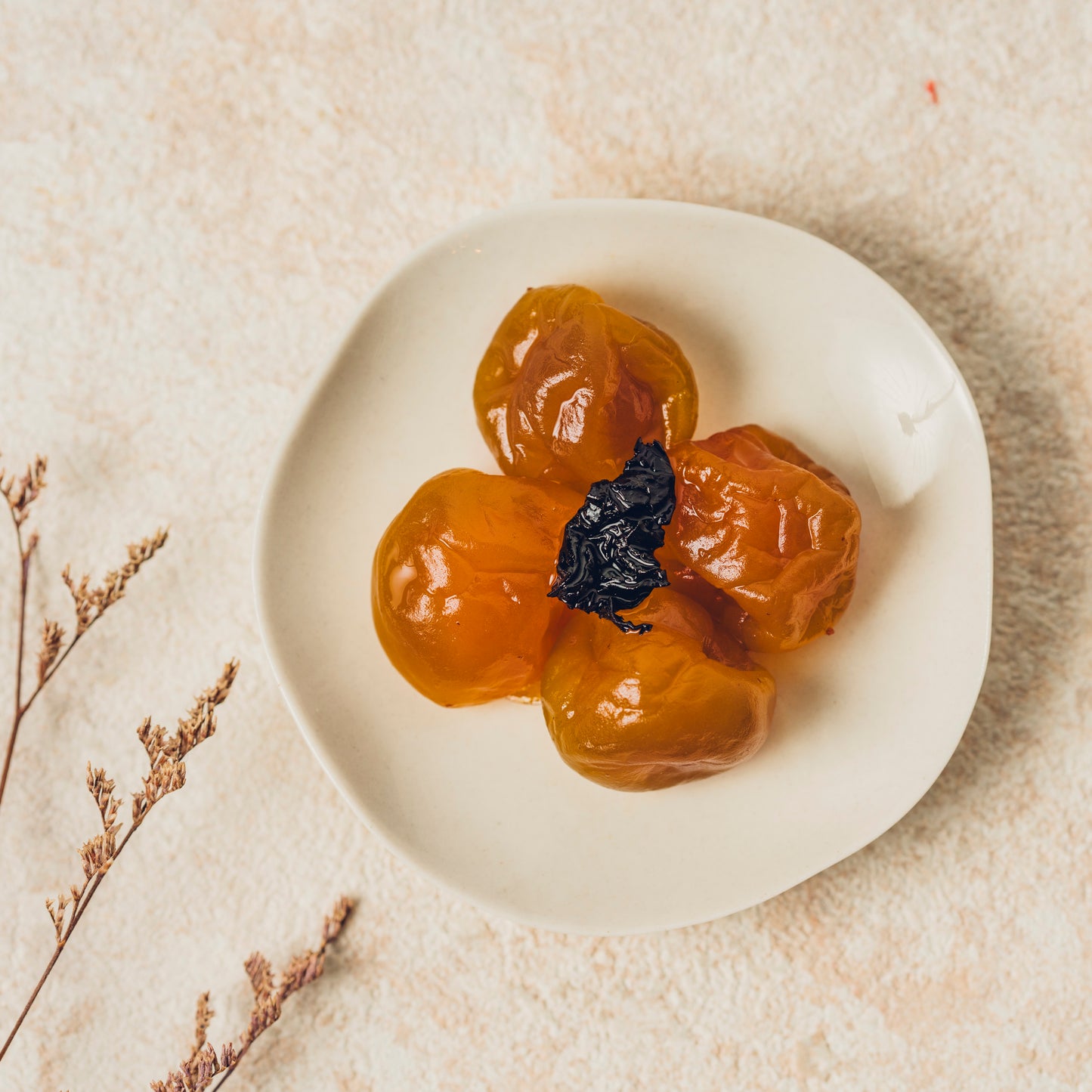 Dongding Oolong Tea Plum